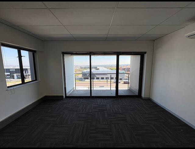 442M² OFFICE TO LET IN VORNA VALLEY
